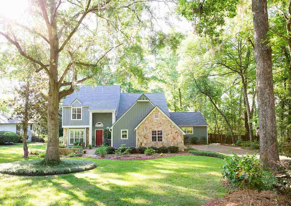 1st image of 2539 Noble Dr