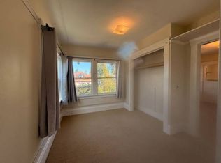 Great location and is just off the main St. It is quite also amazingly close to the necessities, Berkeley, CA 94705