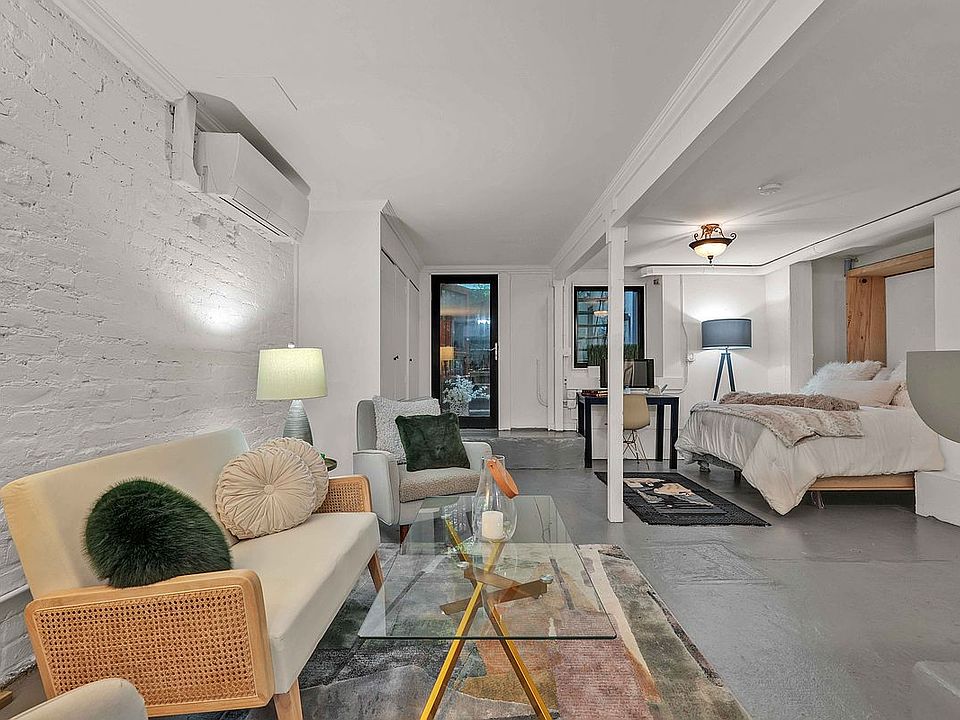 1st image of 21 Bleecker St