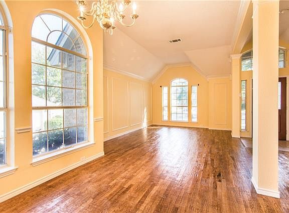 5th image of 8617 Kensington Ln