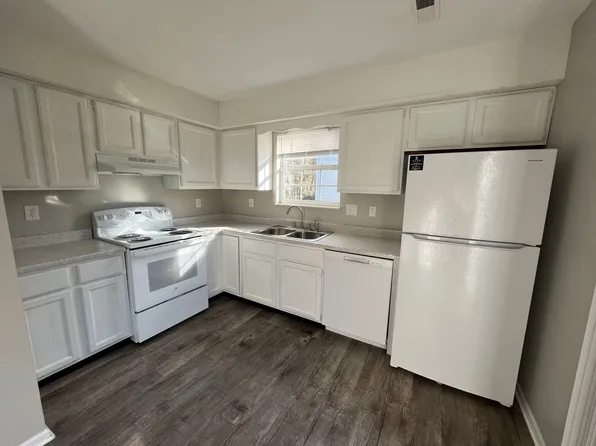 Rand 938 Townhomes