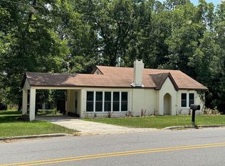 43 8th Ave, Mc Rae, GA 31055