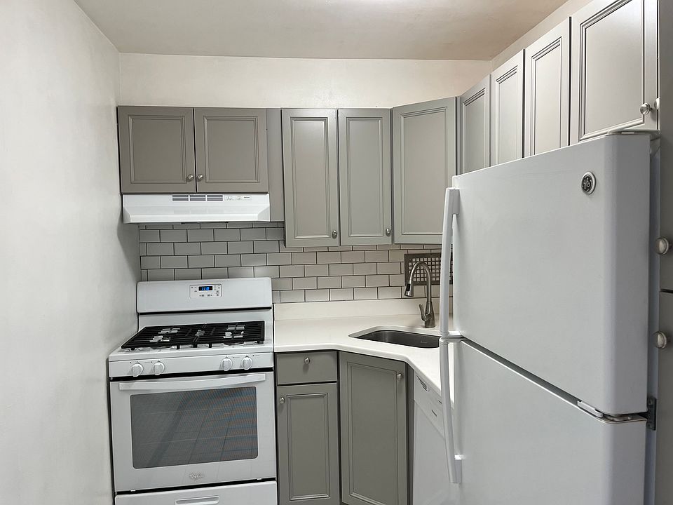 1st image of 4125 Kissena Blvd APT 6F