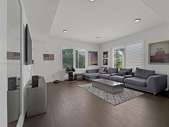 2nd image of 7333 Dickens Ave #3