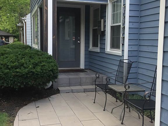 Front Entryway