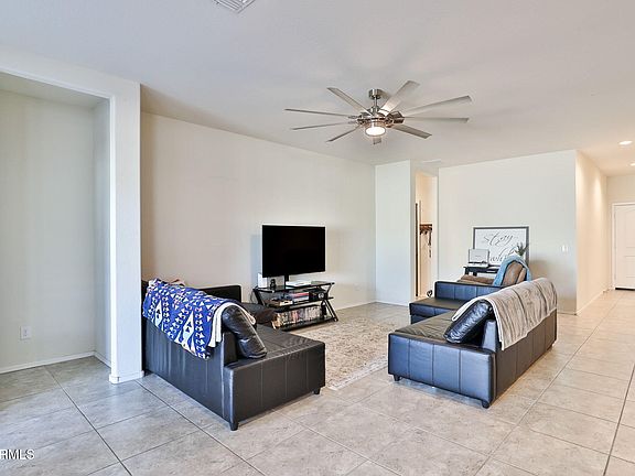 5th image of 30968 W MONTEREY Avenue