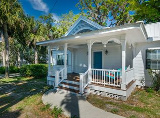 1009 7th St, Cedar Key, FL 32625