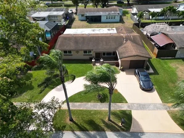 11420 NW 18th Street, Pembroke Pines, FL 33026