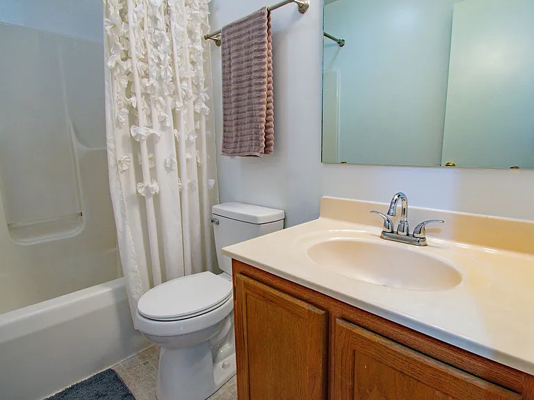 20 N Hillside Dr — Photo 11