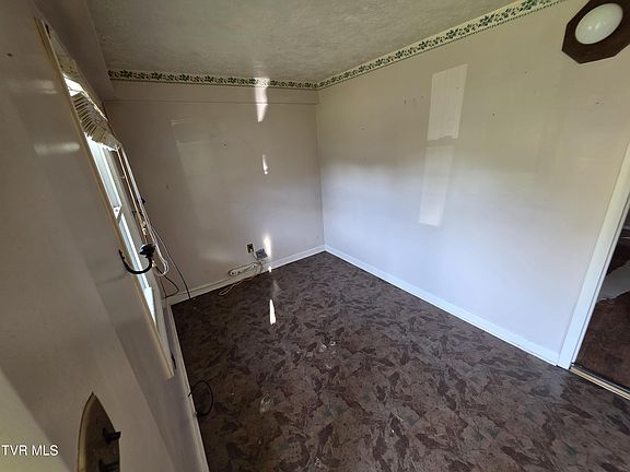 2nd image of 8506 Hickory St