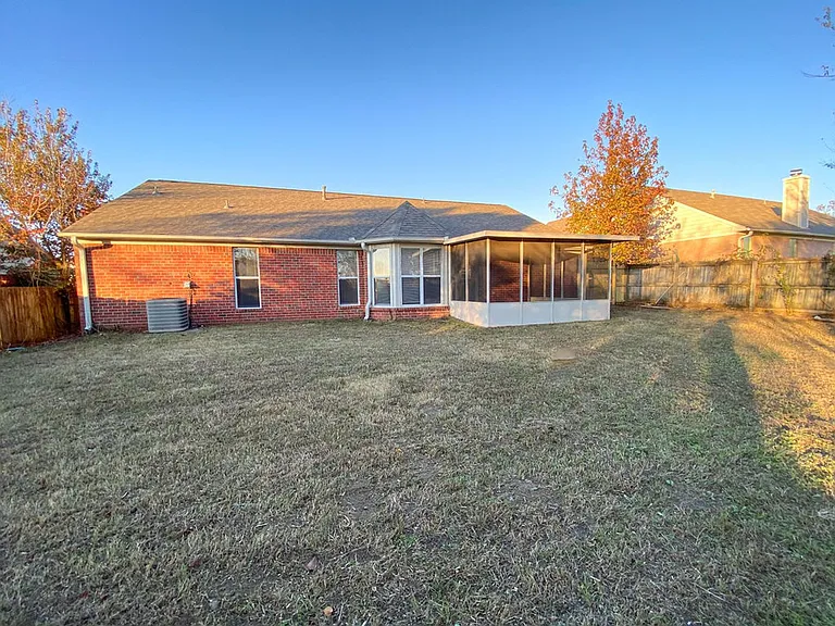 4235 Triple Crown Loop — Photo 13