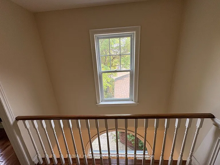 34 Theobalds Cir — Photo 11