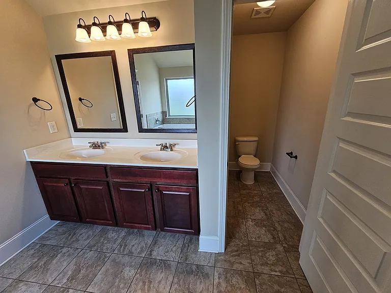 416 Sunnybrook Ln — Photo 29
