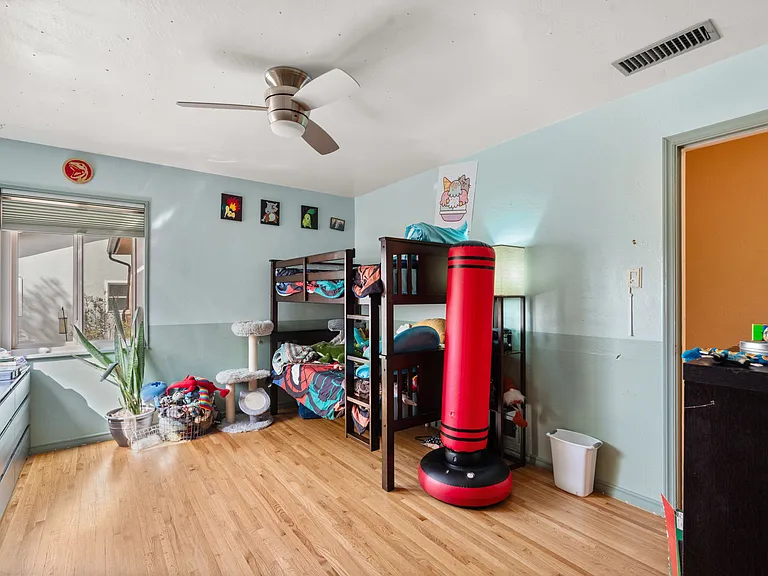1424 Dartmouth Dr NE — Photo 7