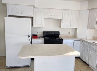 115 Center Rd, Essex Junction, VT 05452