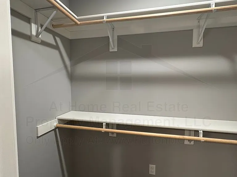 2620 N Bluff St #203 — Photo 25