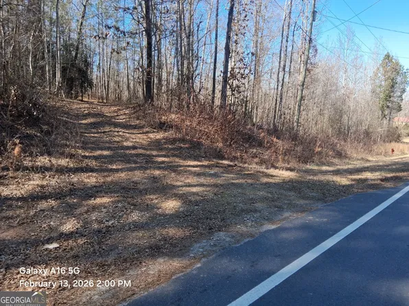 886 Allen Rd, Grantville, GA 30220