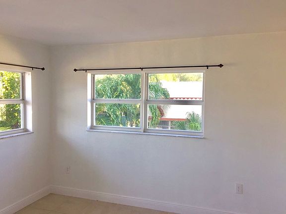 3rd image of 801 Meridian Ave #33D