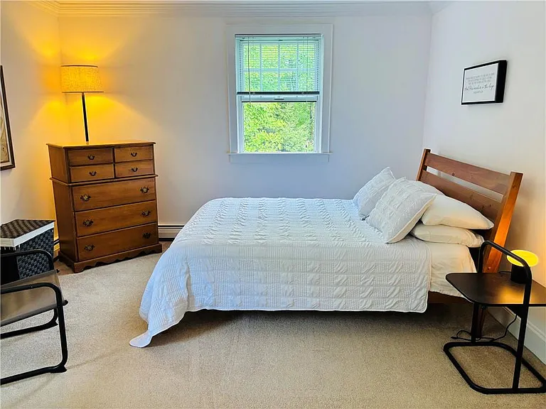 571 Bellevue Ave #2 — Photo 9