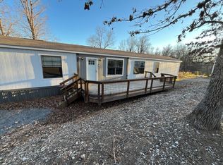 20733 E Dixie Pkwy, Tahlequah, OK 74464