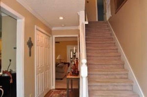 4th image of 8208 Pimbrook Ln