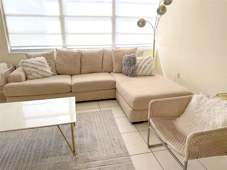 1301 NE Miami Gardens Dr #626W — Photo 4