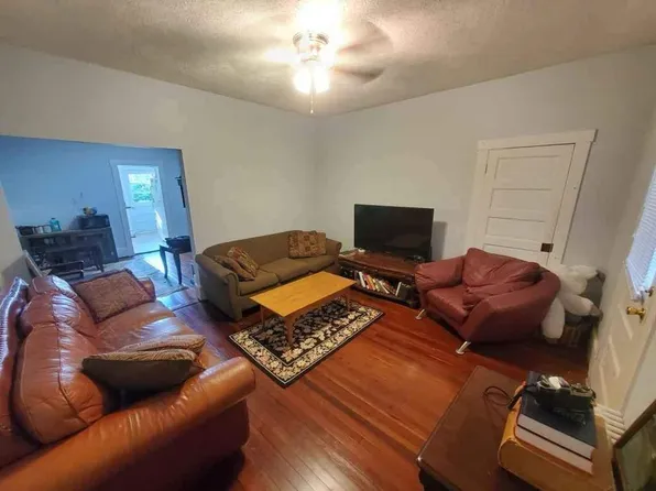 621 Lee St, Blacksburg, VA 24060