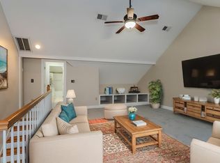 23-23B Lyman Rd, Northampton, MA 01060