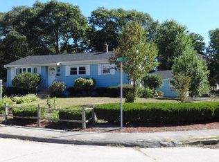 1 Bruce Cir, Randolph, MA 02368