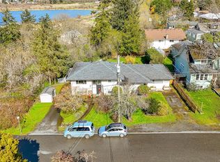 822 Leslie Dr #820, Saanich, BC V8X 2Y4