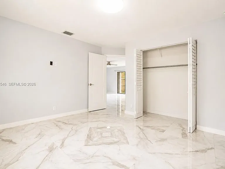 2611 SW 13th Ave #12 — Photo 6