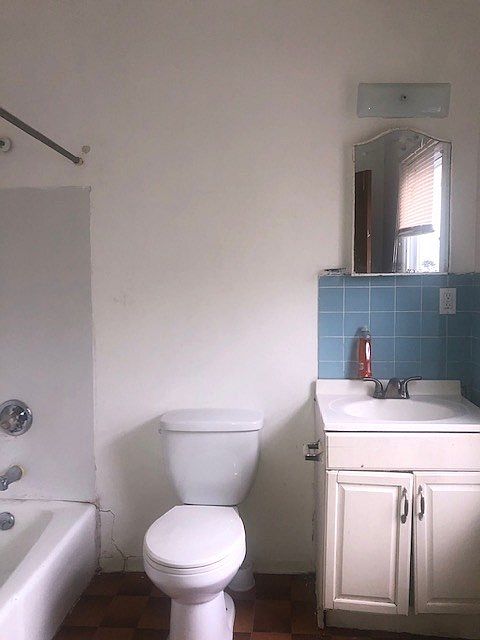 2nd image of 133 Cottage St
