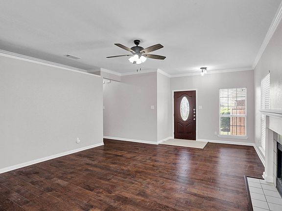 4th image of 680 Raintree Cir