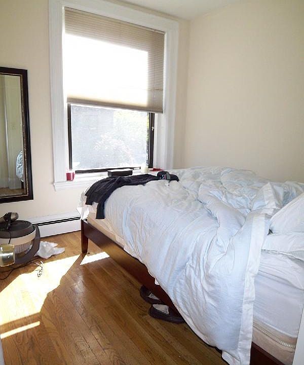 2nd image of 407 Marlborough St #22D