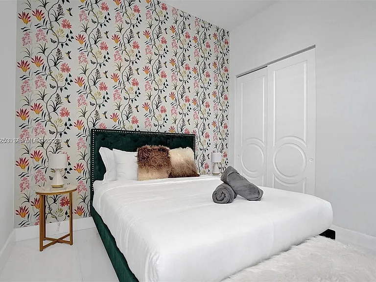 1759 SW 30th Pl — Photo 65