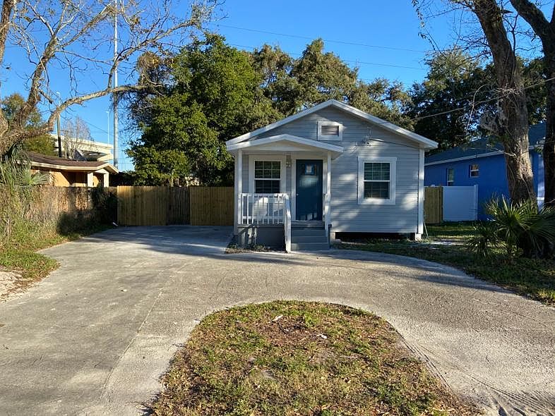 1st image of 3106 10th Ave