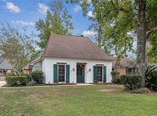320 Beau Rivage Dr, Mandeville, LA 70471