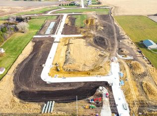 53 Fork Xing, Cedar Falls, IA 50613