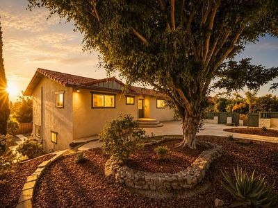 361 E Indian Rock Rd, Vista, CA, 92084
