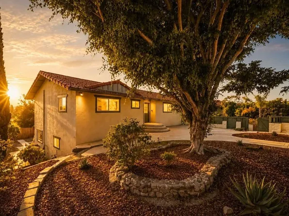361 E Indian Rock Rd, Vista, CA 92084
