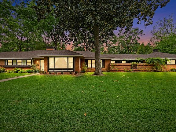 4th image of 820 Crimwood Ln