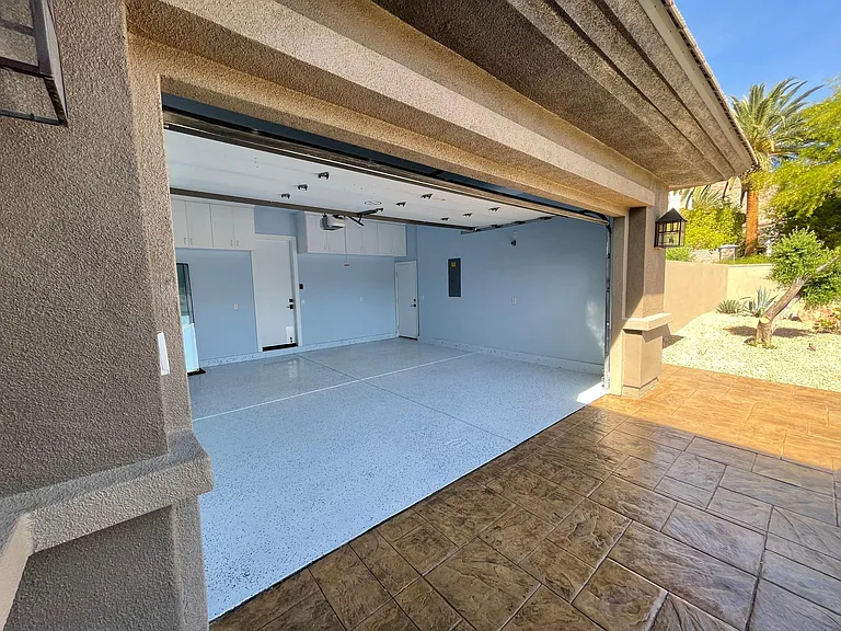 2577 Red Arrow Dr — Photo 37