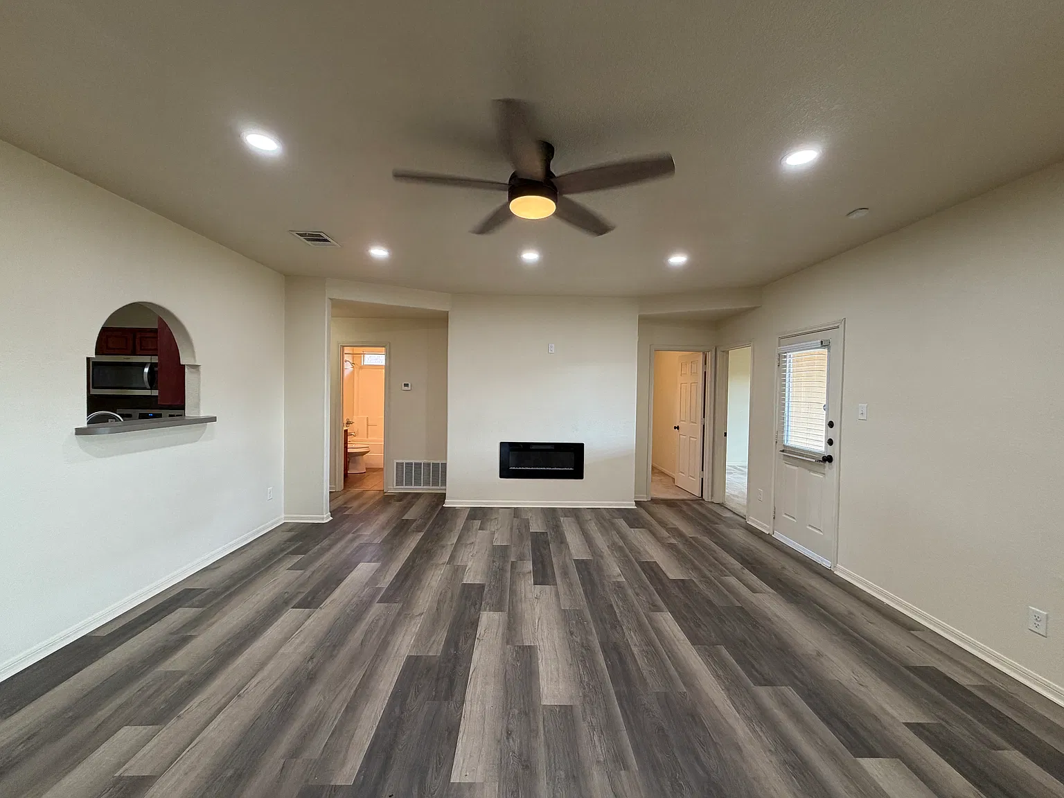 4 bed, 1775 sqft, $1,650 — Photo 4