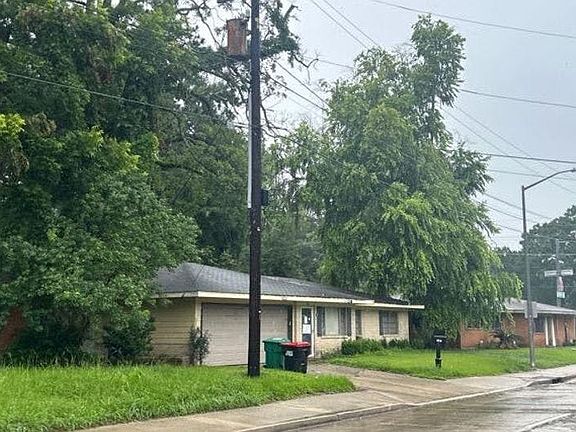 3rd image of 2317 Louisiana Ave