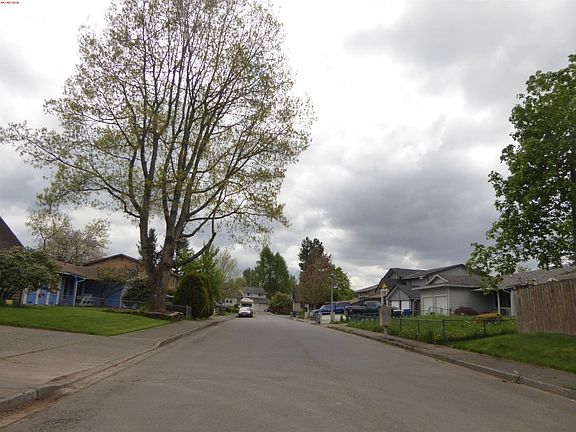 5th image of 27613 127th Ave SE