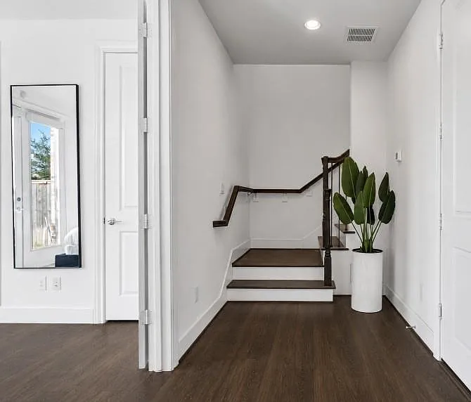 4128 Willowbend Blvd — Photo 5