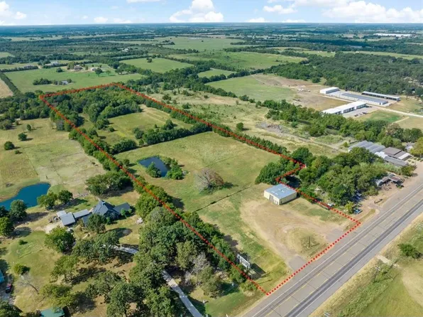 5065 Bonham St, Paris, TX 75460