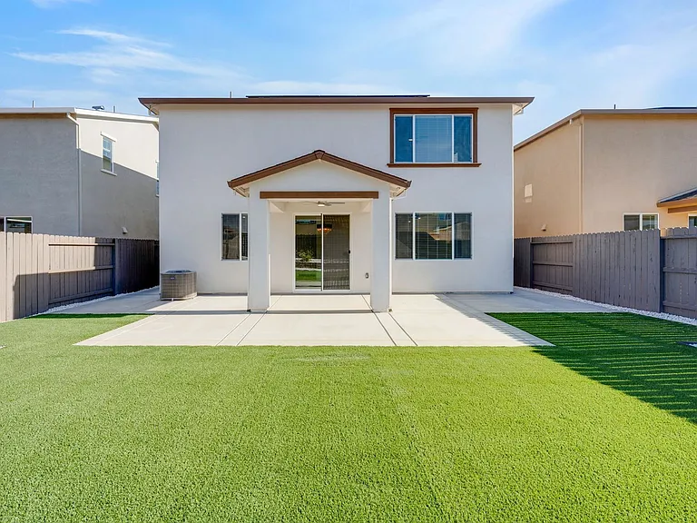 12628 Hereford Ave — Photo 45