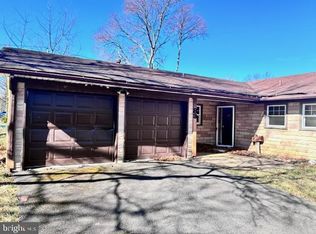 83 Eastbrook Ln, Willingboro, NJ 08046