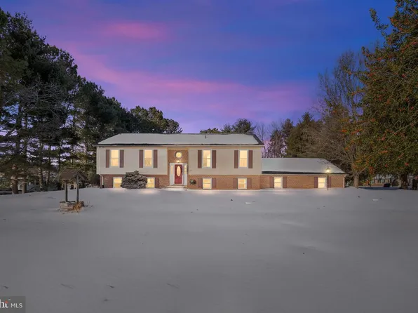 301 White Pine Dr, Middletown, DE 19709